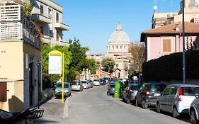 Hostme Gardenhouse Vaticano